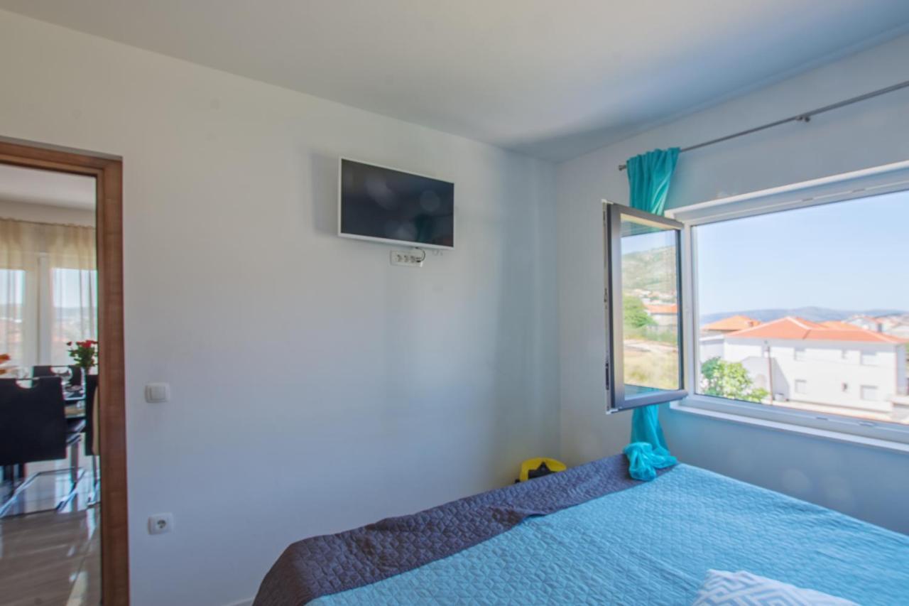 Judita Trogir Luaran gambar