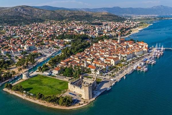 Judita Trogir Luaran gambar